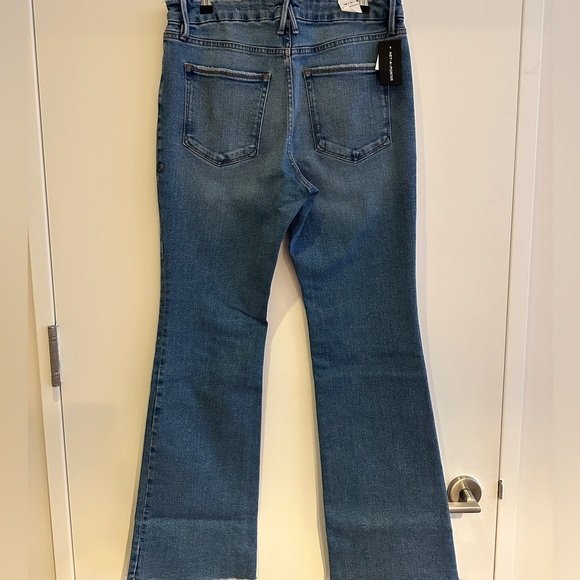 Good American Good Classic high-rise bootcut jeans - Picture 5 of 6